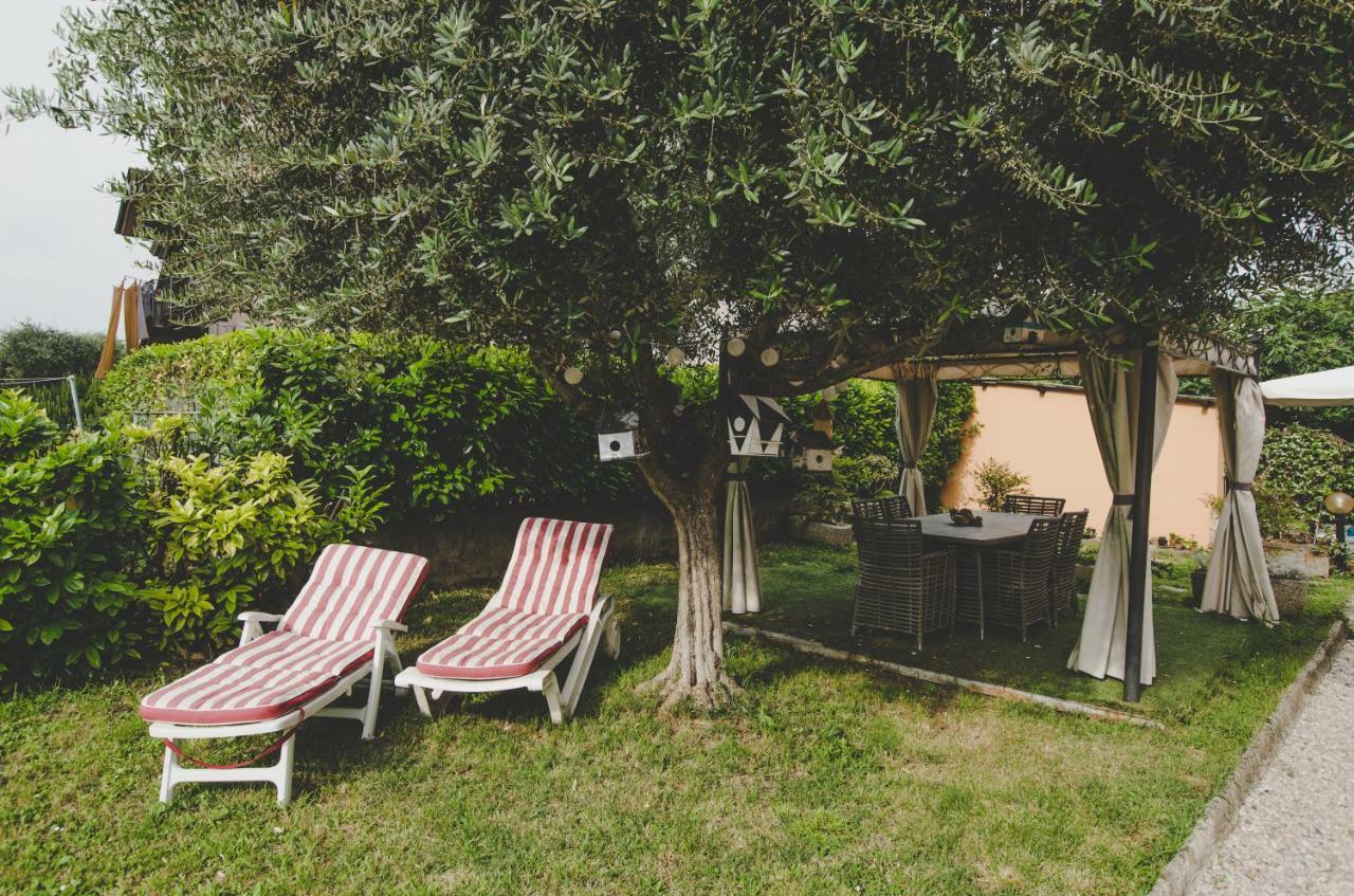 Casa Marisa Apartment Сирмионе Екстериор снимка
